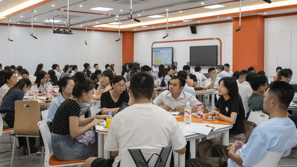 63CF43C7ADF63429D977437BD6932539